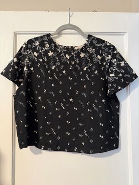 Banana Republic Black Short-Sleeve Floral Blouse